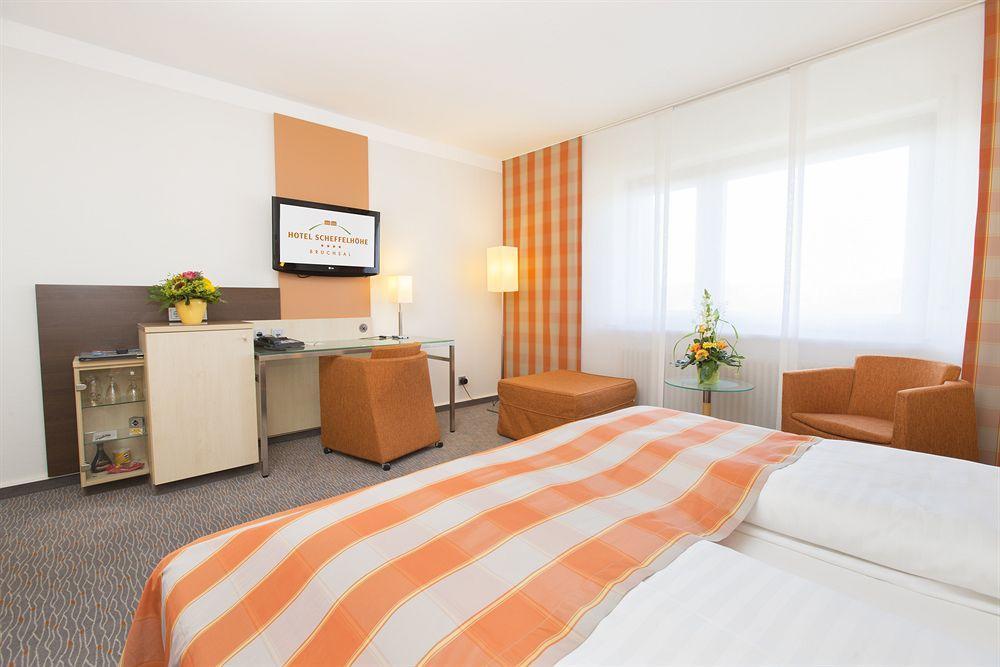 Hotel Scheffelhoehe Bruchsal Eksteriør billede