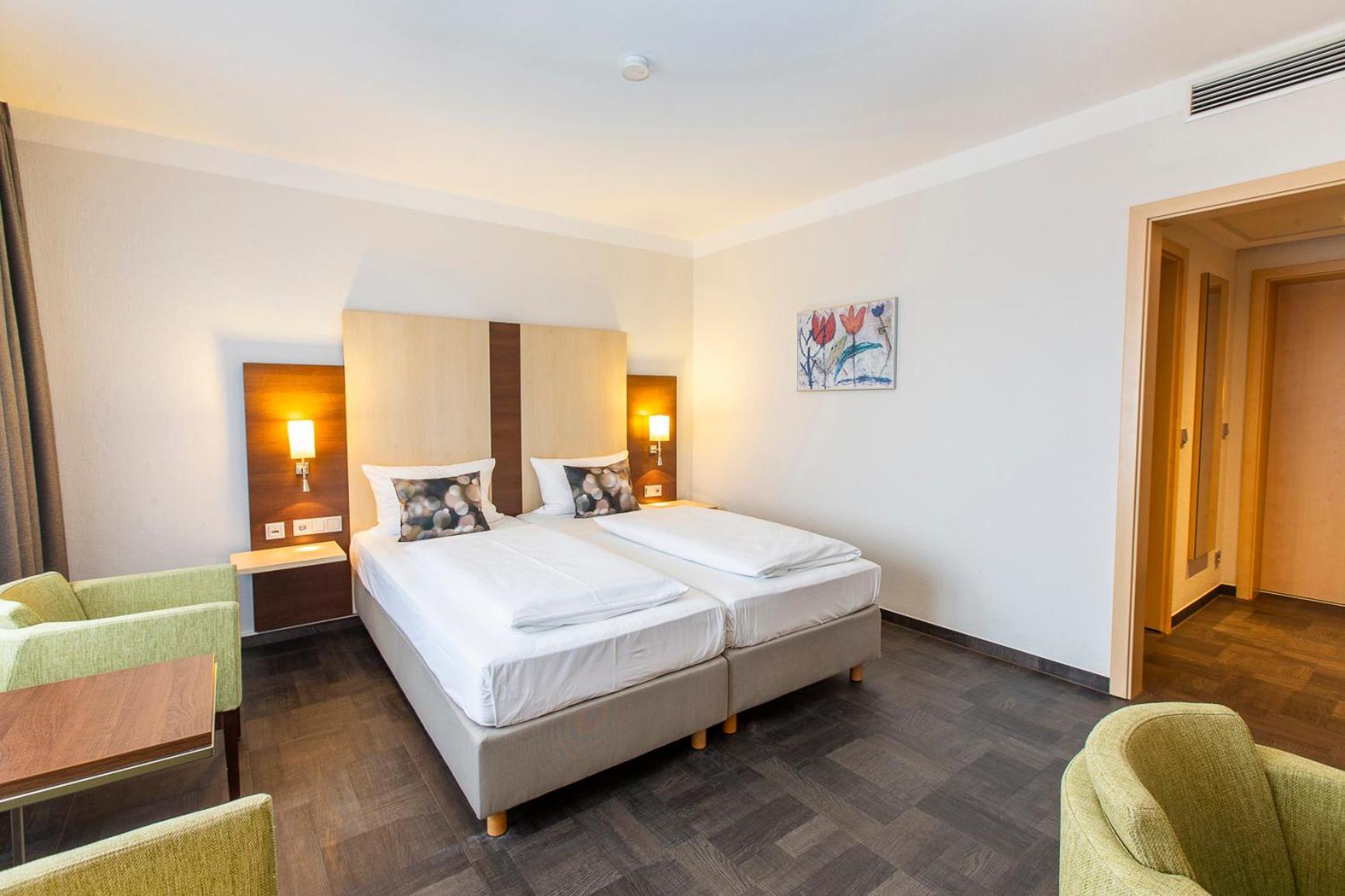 Hotel Scheffelhoehe Bruchsal Eksteriør billede