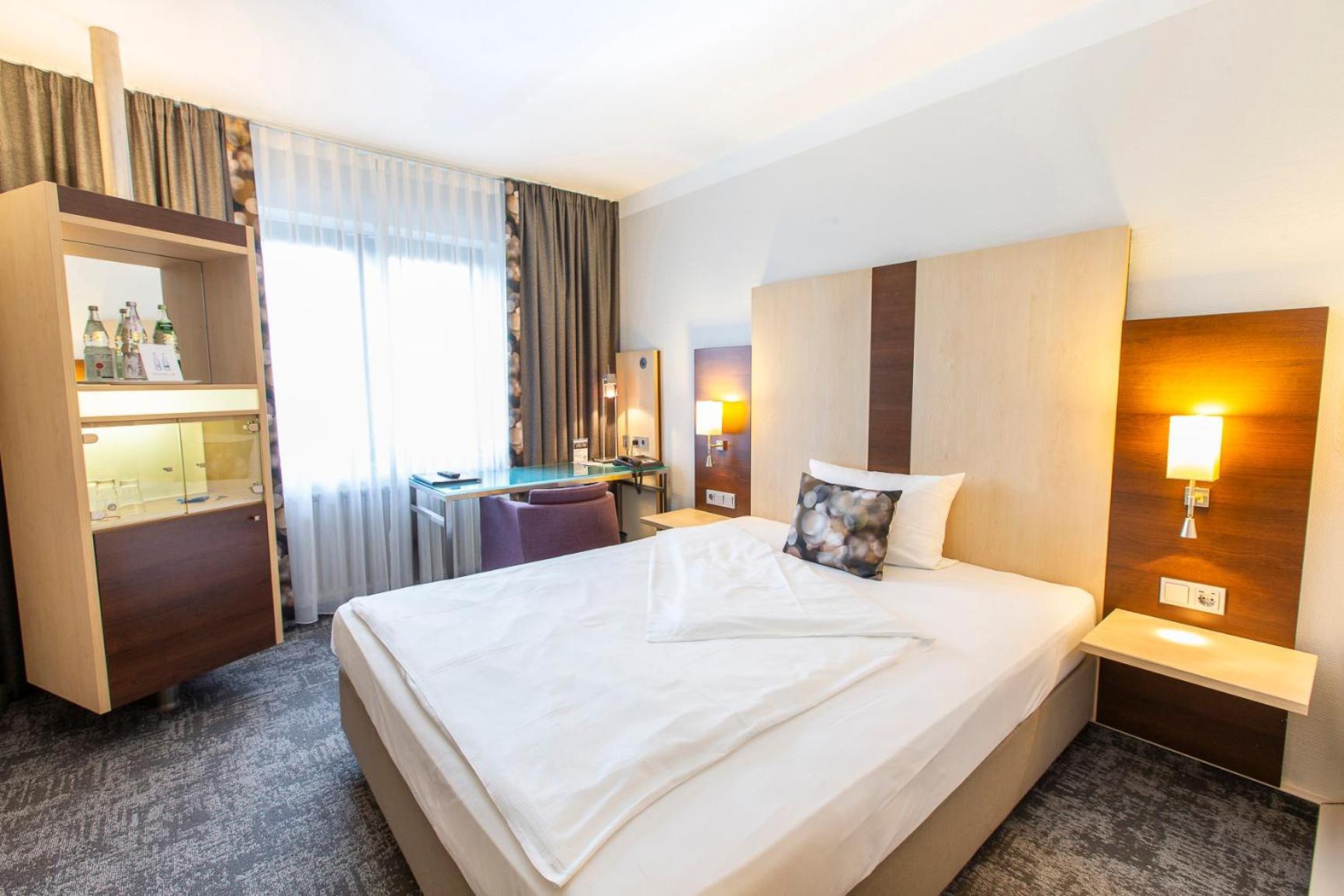 Hotel Scheffelhoehe Bruchsal Eksteriør billede