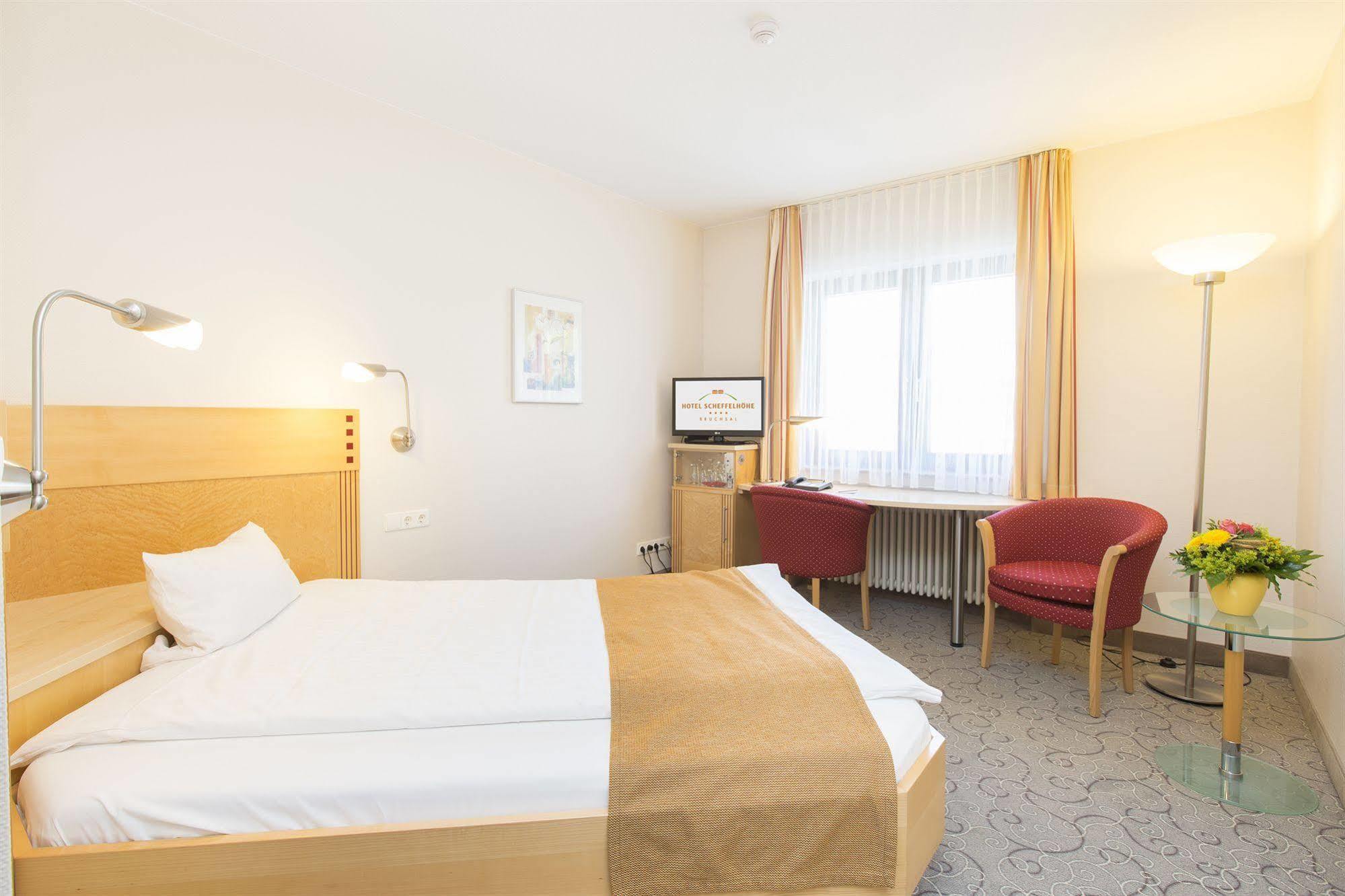 Hotel Scheffelhoehe Bruchsal Eksteriør billede