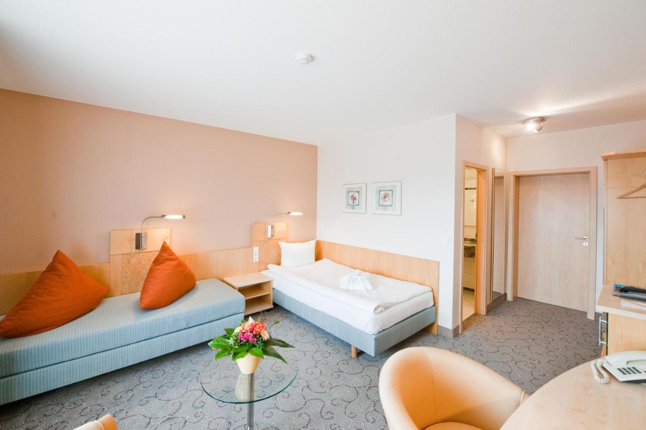 Hotel Scheffelhoehe Bruchsal Eksteriør billede